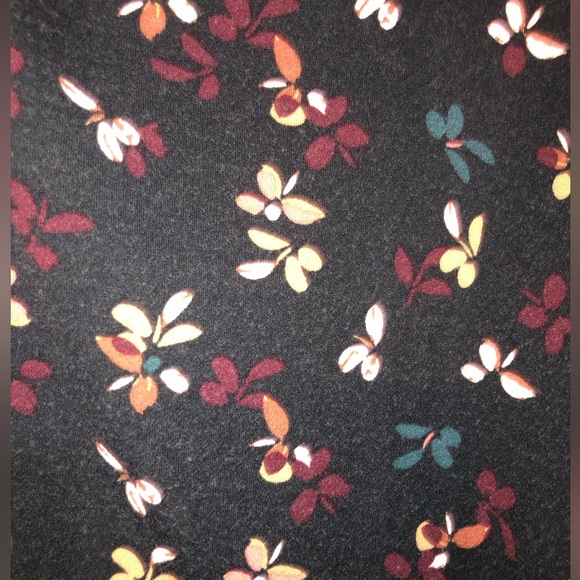 Top - Picture 3 of 4